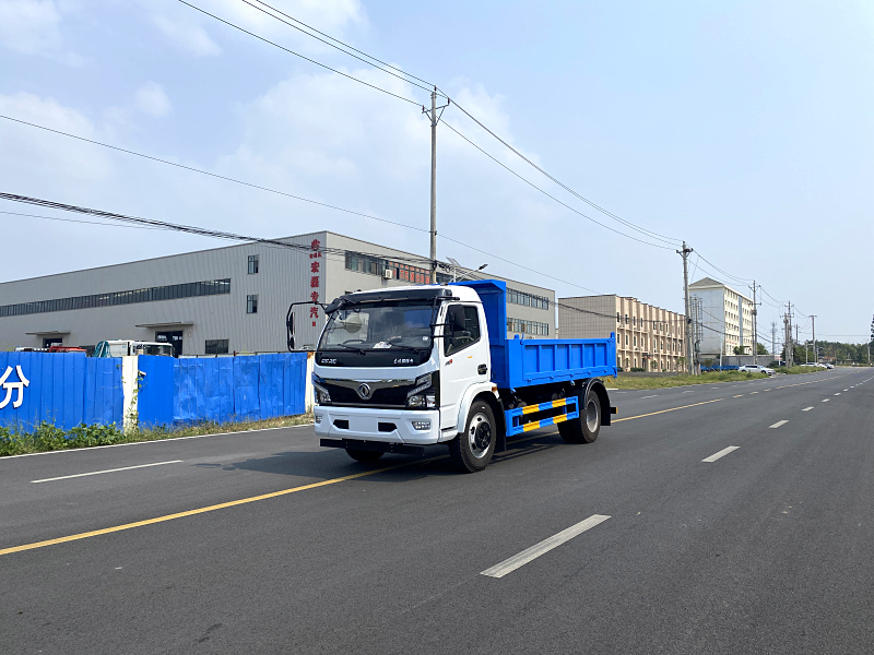 东风大多利卡8方自卸垃圾车