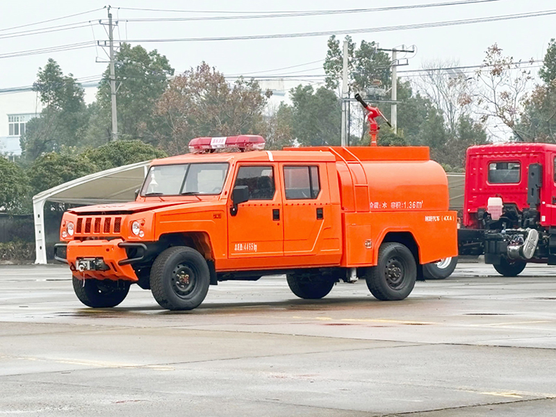 北汽四驱1.5吨森林消防车